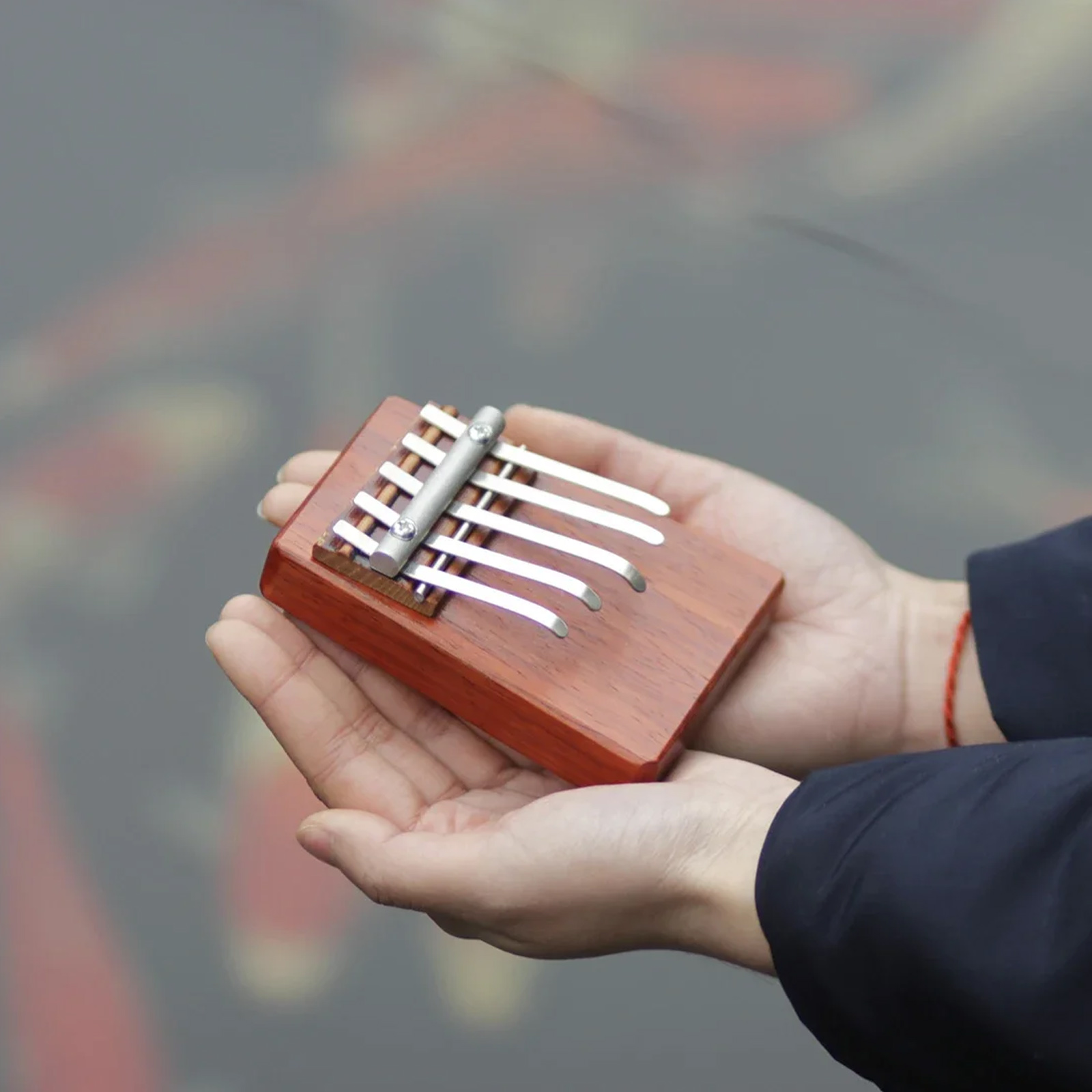 IRIN Kalimba 5 톤 엄지 피아노 전문 키보드 - Musical Instrument For Beginners 리뷰 및 가격