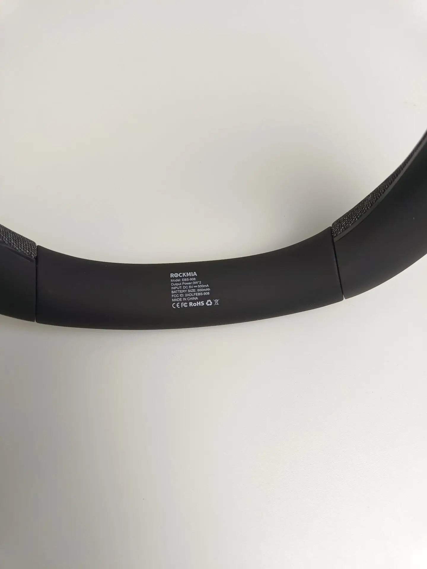 Rockmia 브랜드 넥밴드 블루투스 스피커 EBS-9 - Musical Instrument Vector 리뷰 및 가격